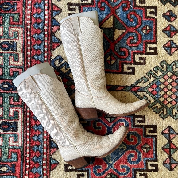 SOLD ON DEPOP Idyllwind Miranda Lambert Strut White Western Cowgirl Cowboy Boots - Picture 1 of 5
